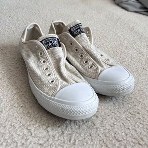 Beige Laceless Converse All Stars - Men 7 / Women 9